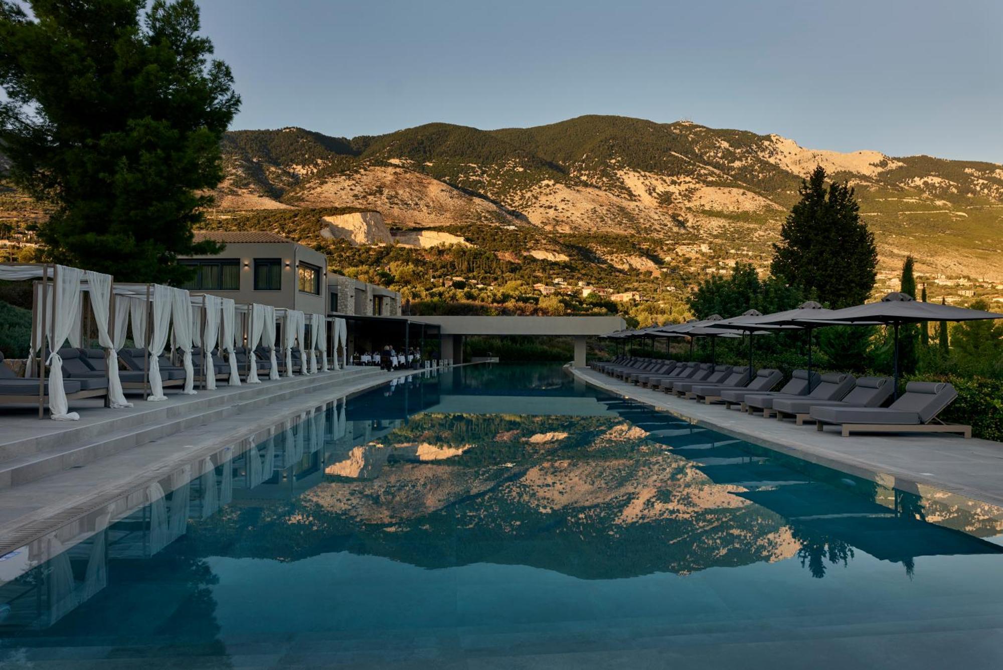 Celestial All Suites Afrato Экстерьер фото